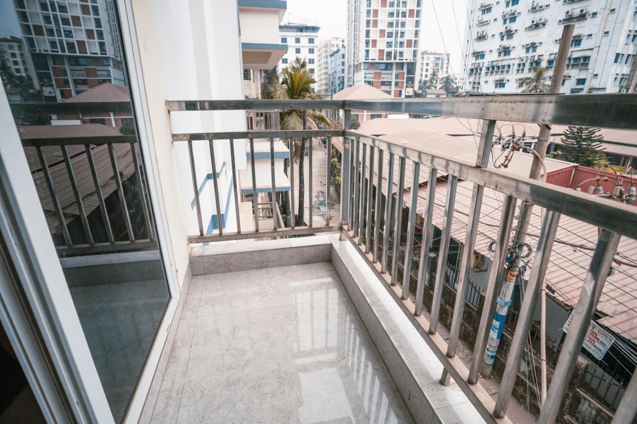 Jatra Flagship Chattogram City Centre Чіттаґонґ Екстер'єр фото
